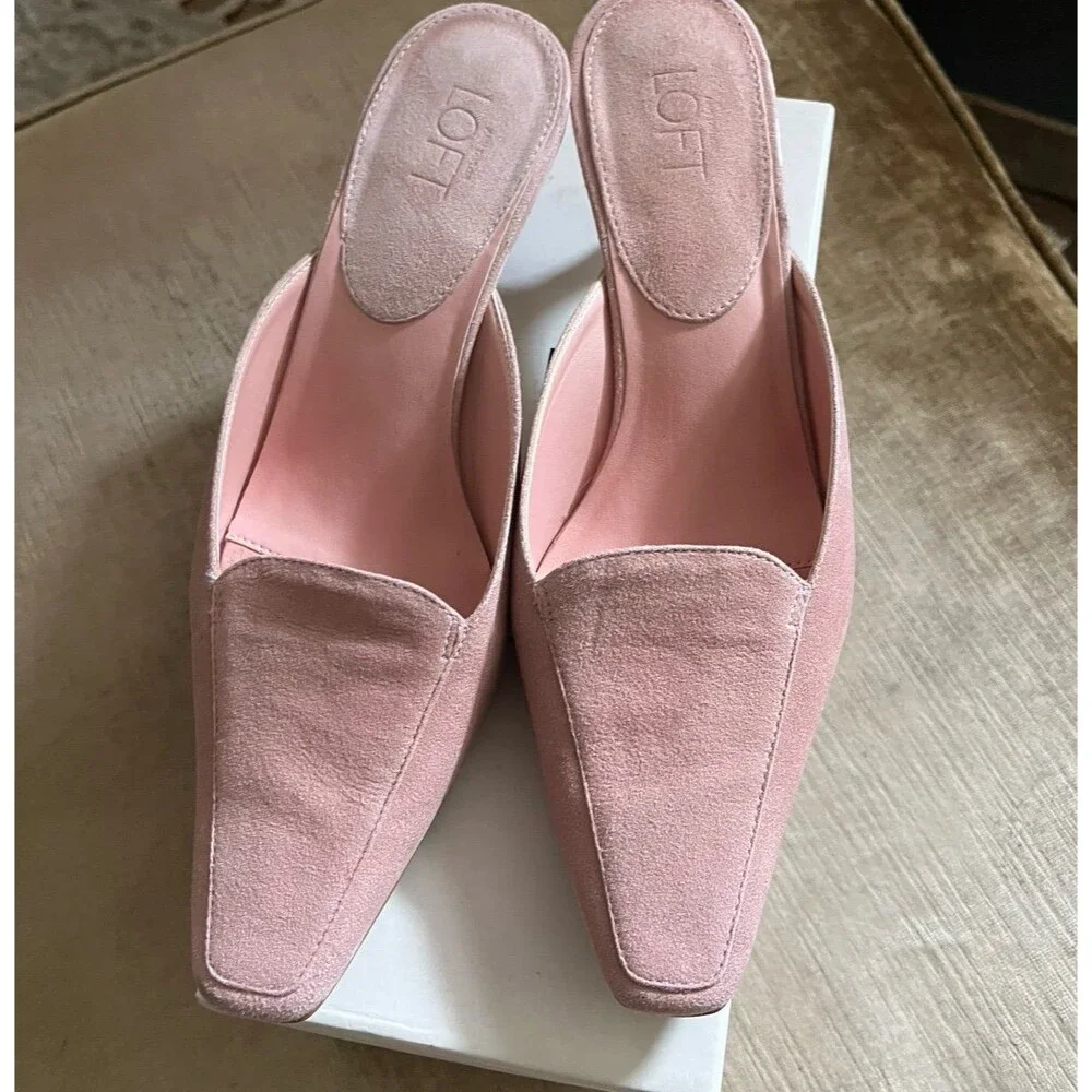 Anne Taylor Loft Kitten Heels Slip on Mules Jade Lt Pink Suede cottagecore 6.5